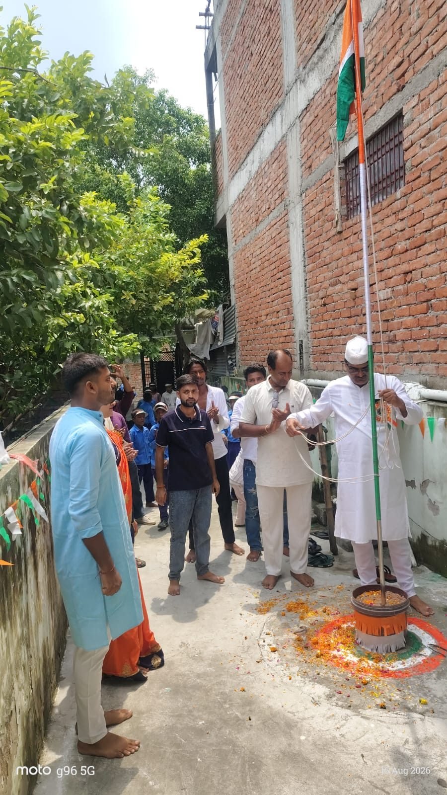 Flag hoisting at the centre
